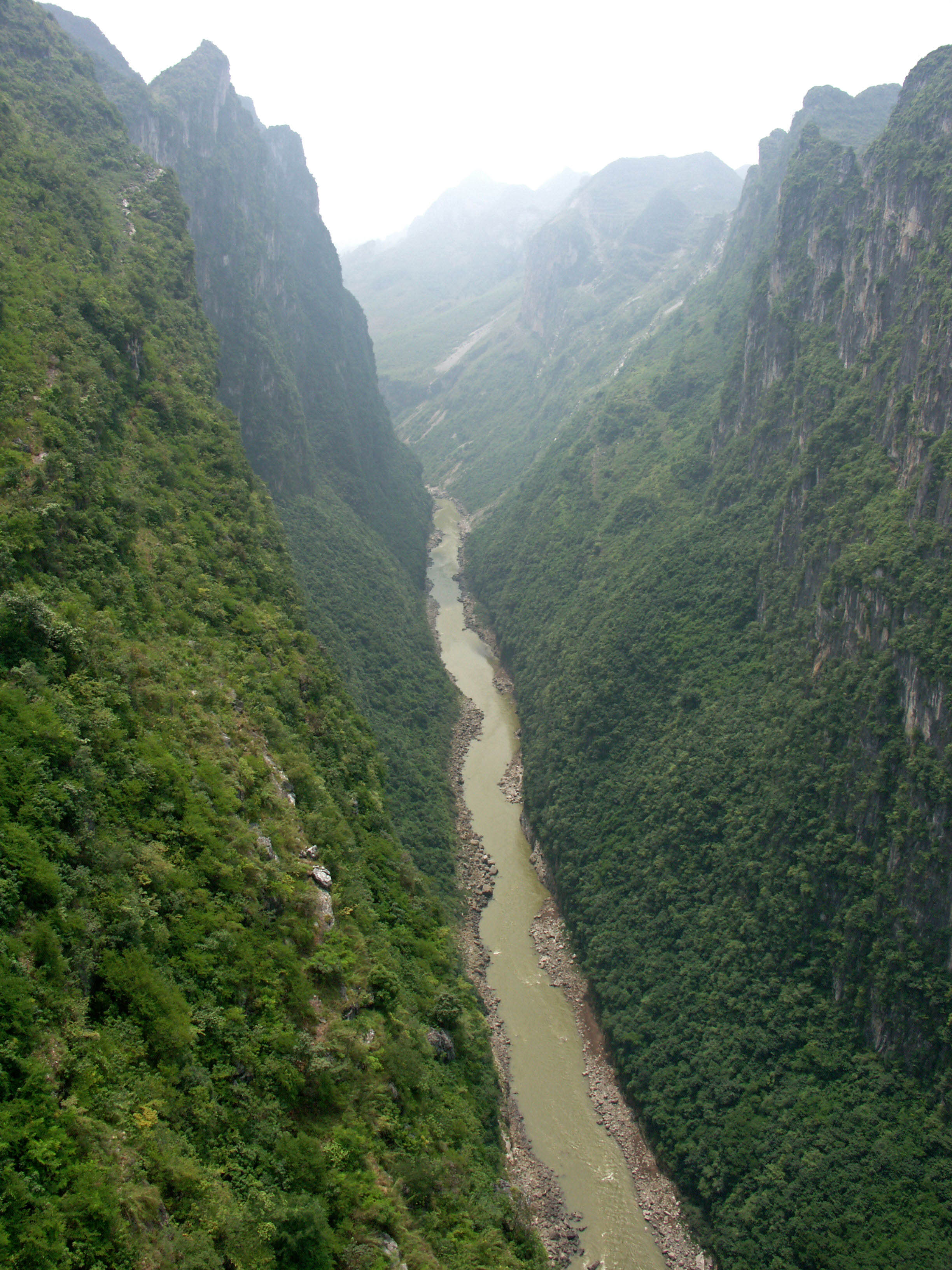 21Beipanjiang2003Gorge.jpg