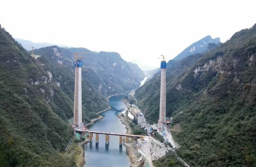 Wujiang Bridge MozhaiSideCompletedPiers.jpg
