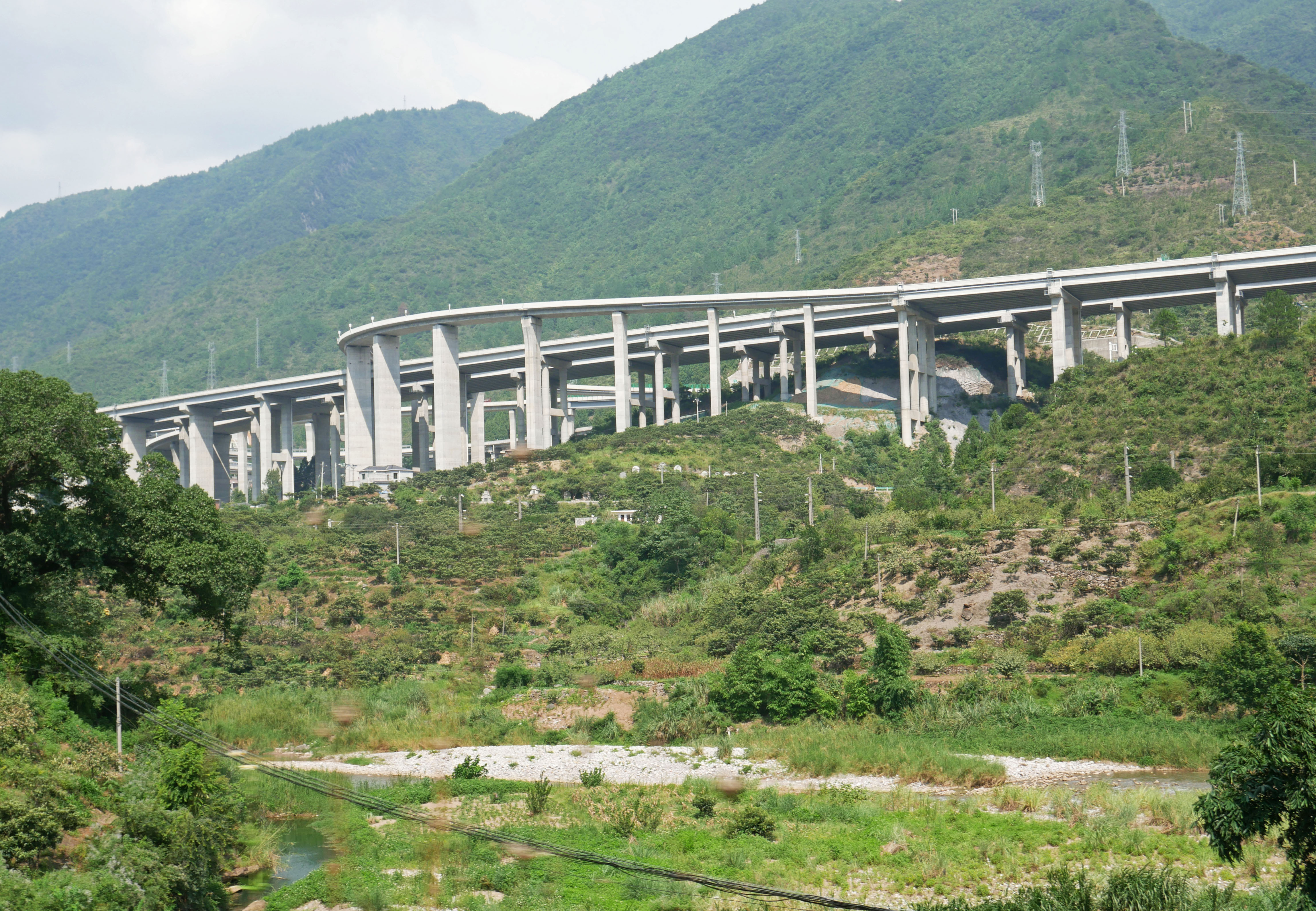 SongkanBridgeInterchange.JPG