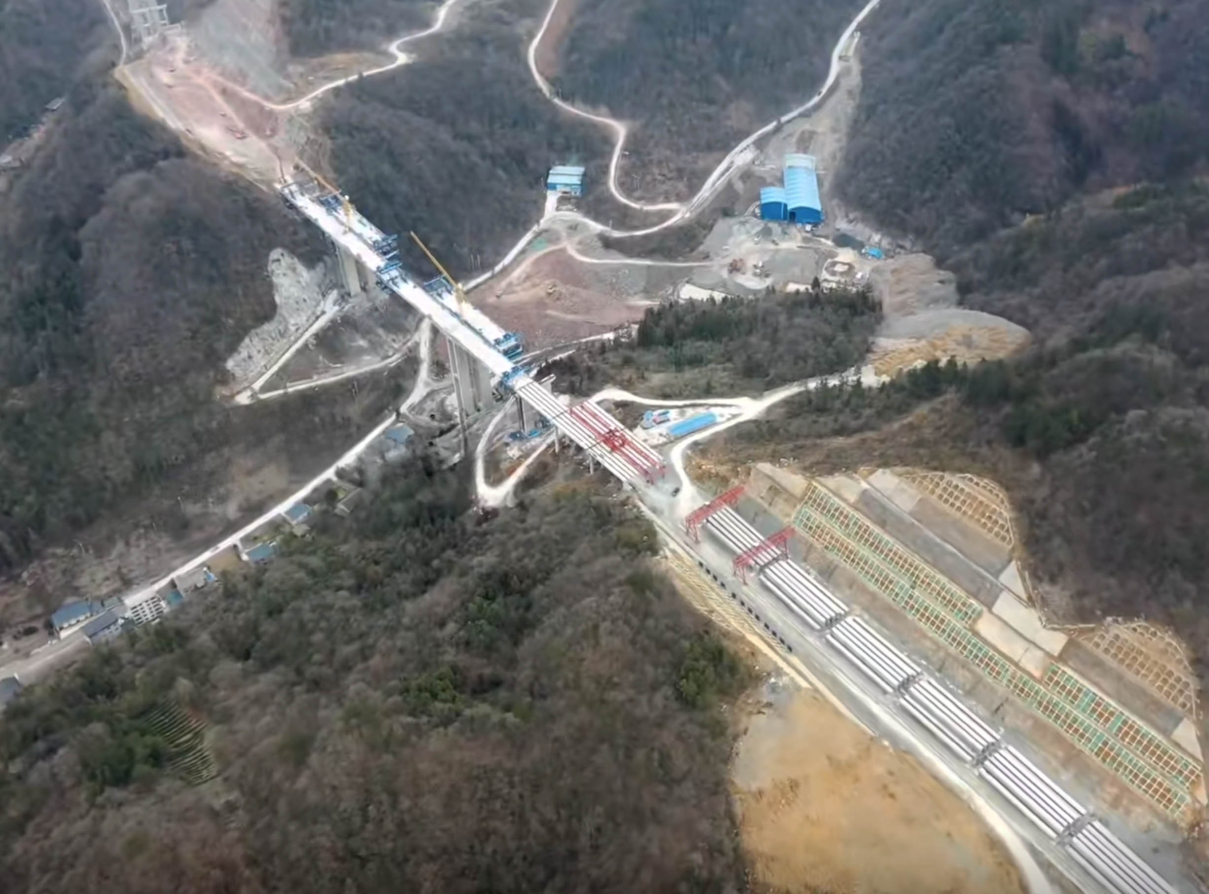 Maoping Bridge YilaiHighDrone.jpg