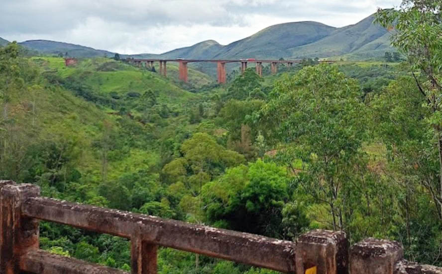 File:Viaduto Marcio Rocha Martins FromOld.jpg