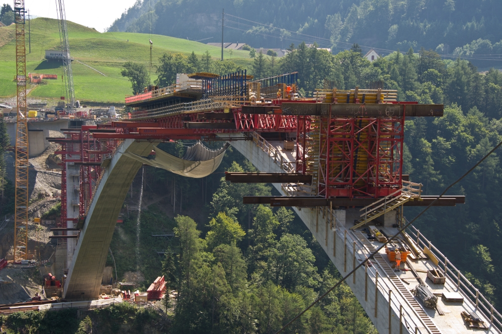 150813-Gerustturm-Bogenstutze-Valens.jpg