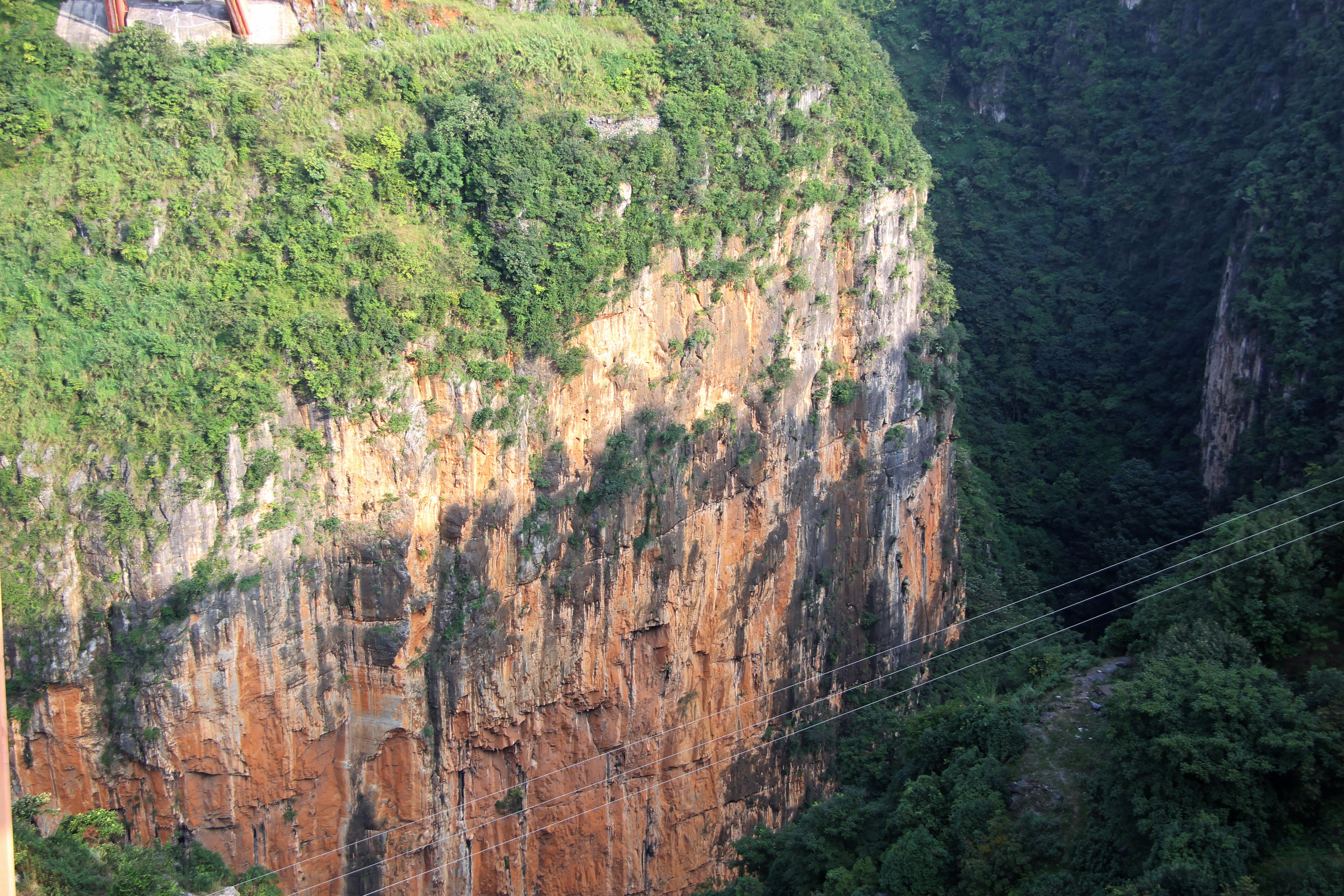 BeipanjiangShuibaiMissingFootbridge.jpg