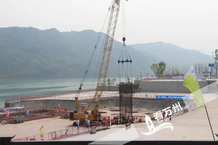 Fuxing Yangtze River Bridge Foundation.jpg