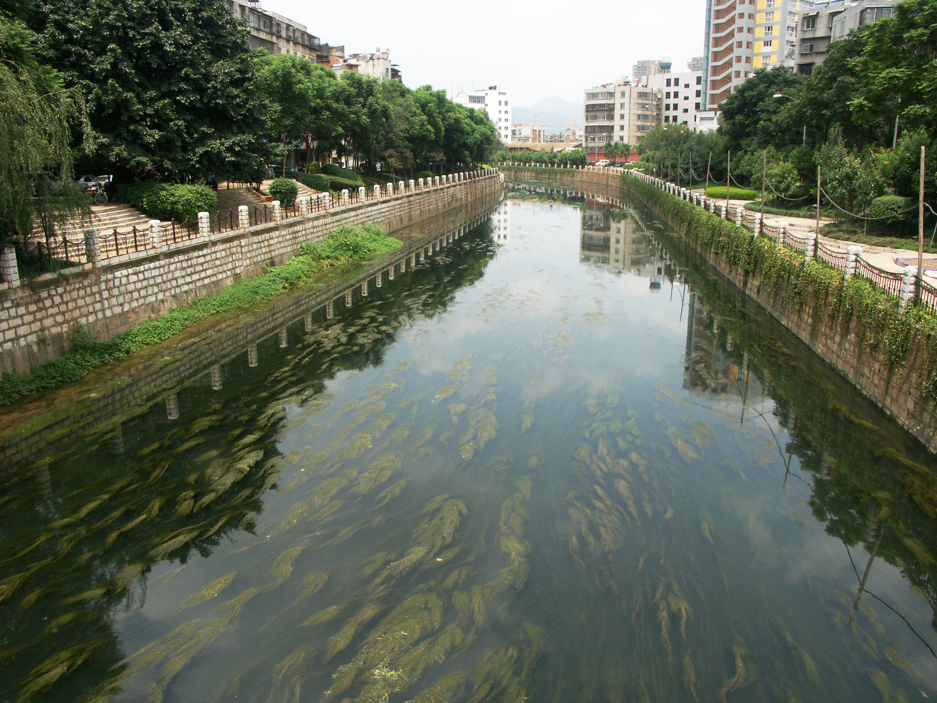 KunmingCityRiver.jpg