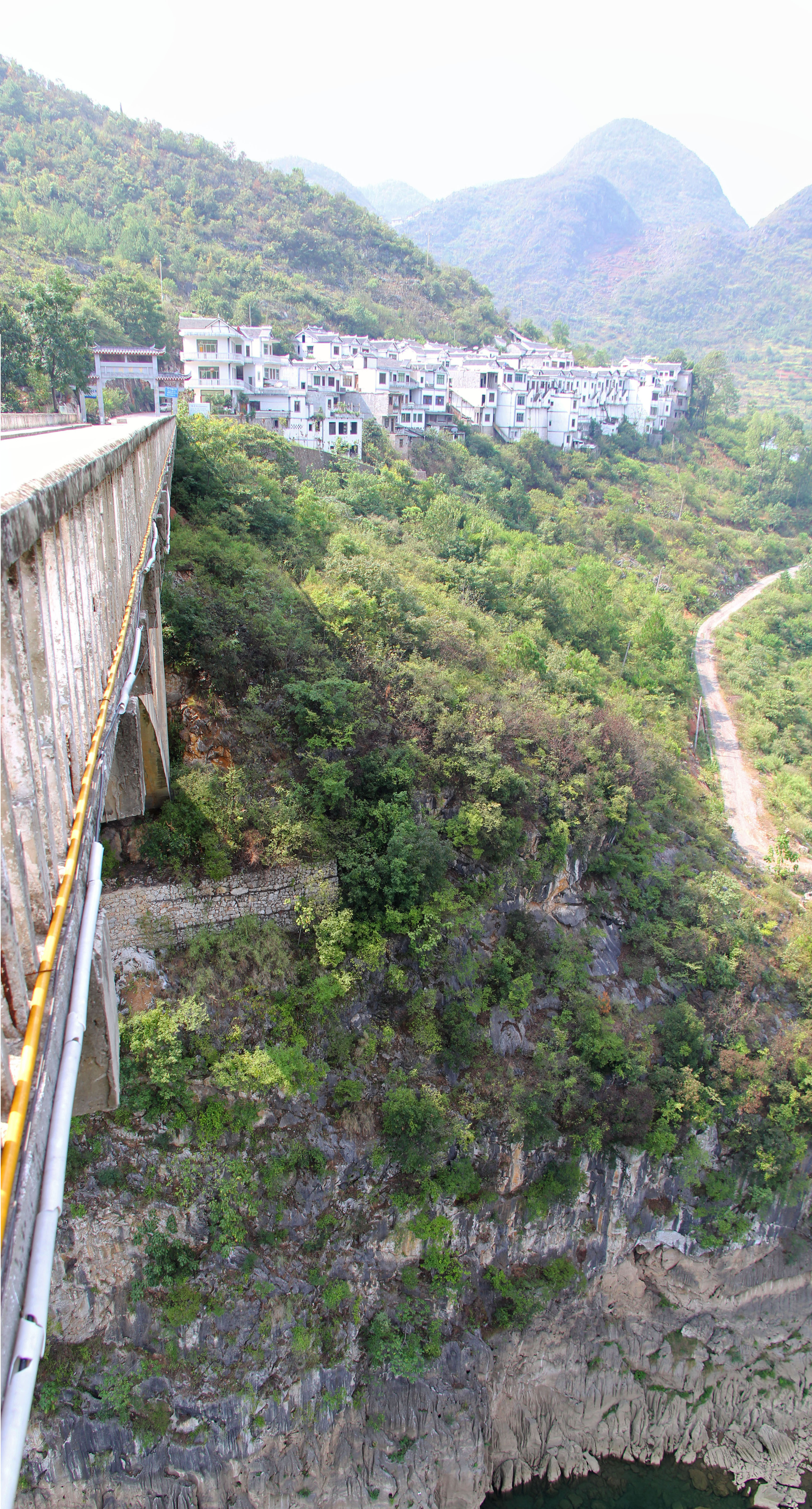 LiuguangheArch&River.jpg