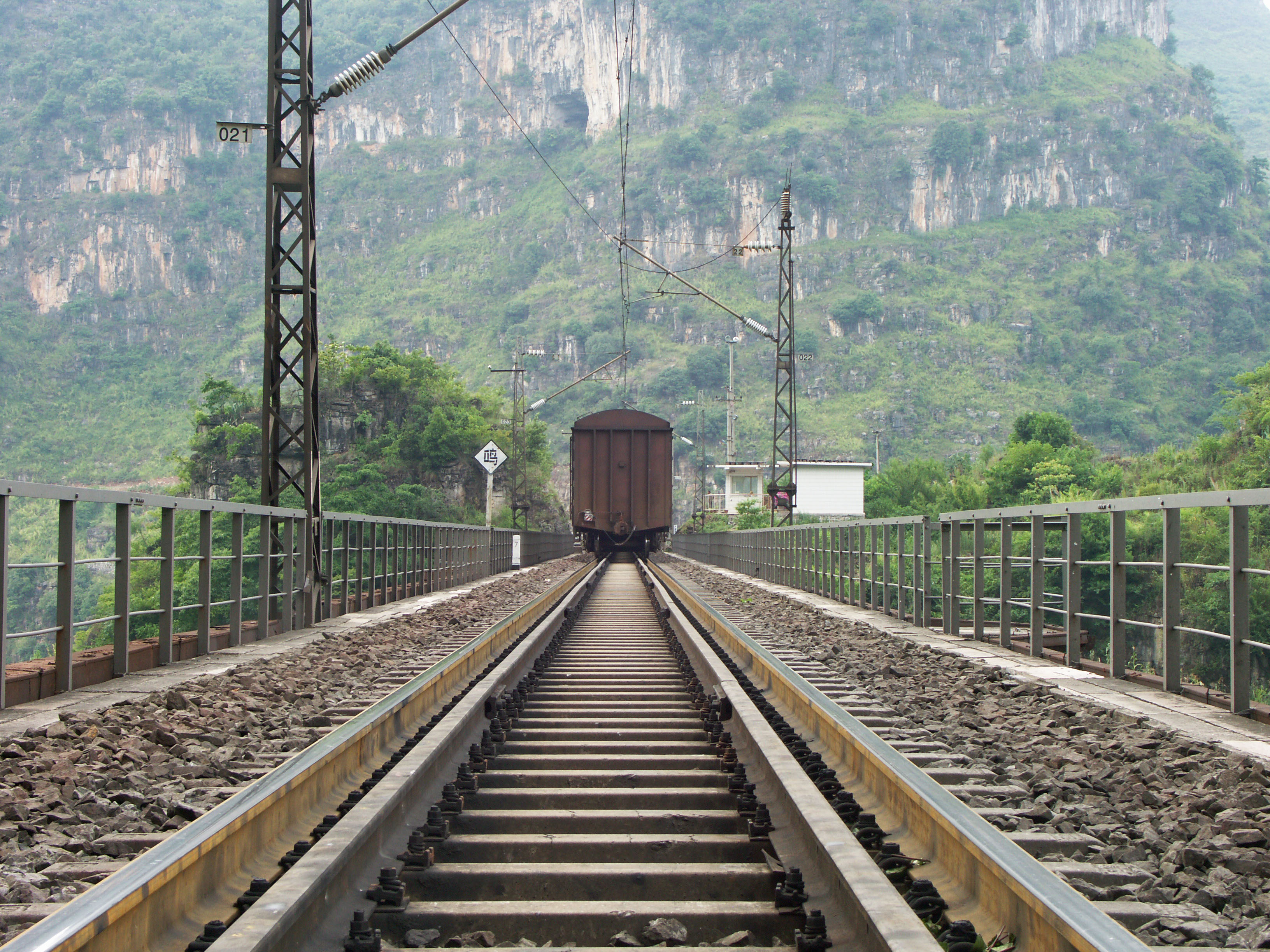 QingshuiheRailwayTrain2 copy.jpg