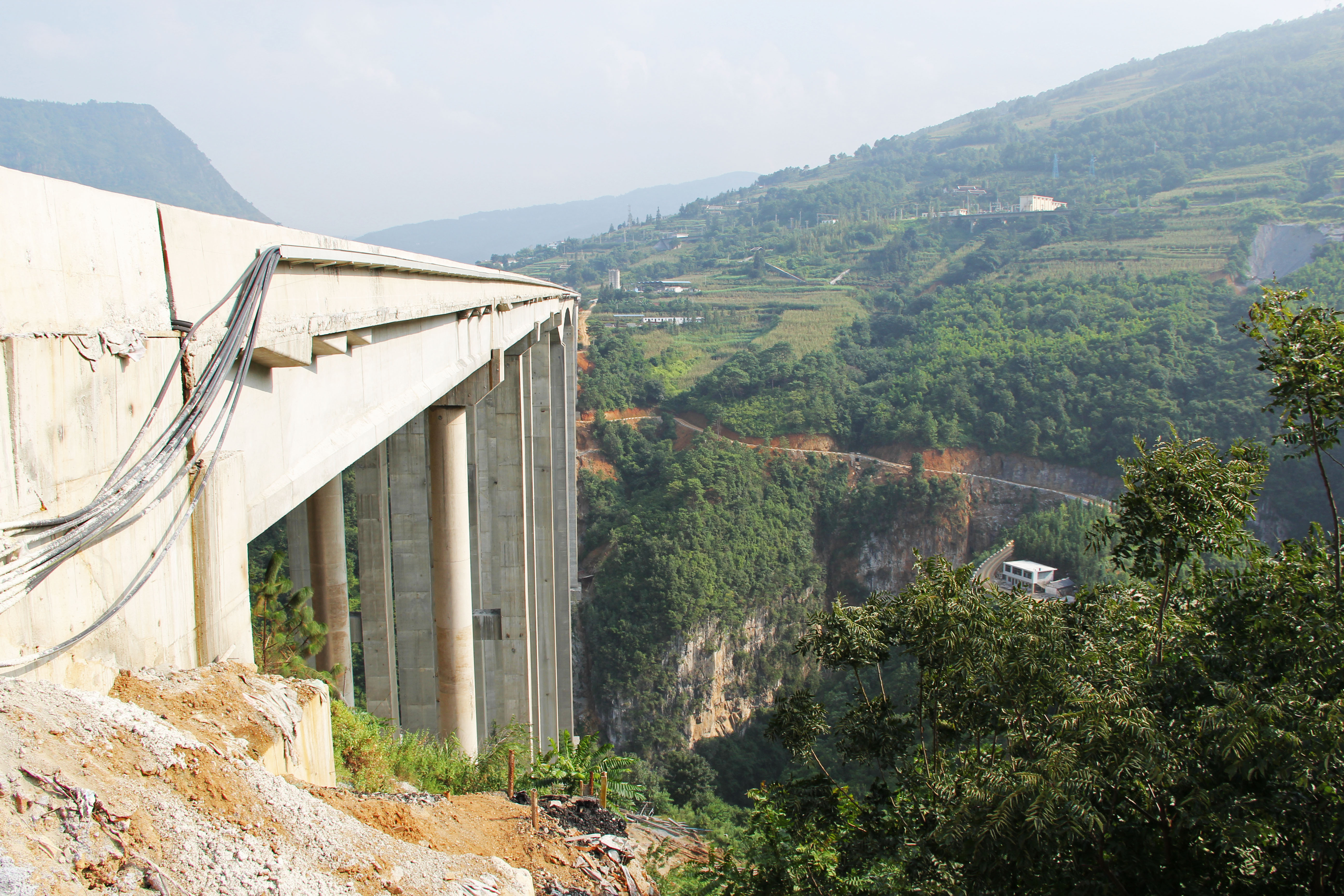 WanglongbaoBridge&Canyon.jpg