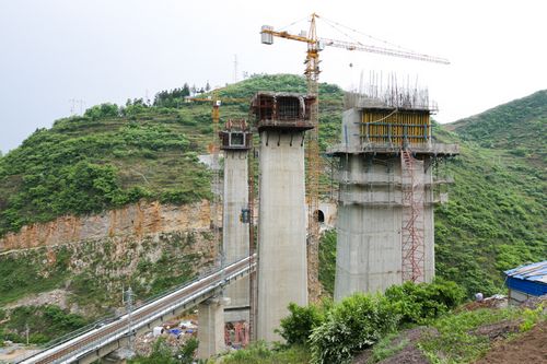 Chenggui highspeed railway Gangou bridge cross Zhina railway small bridge.jpg