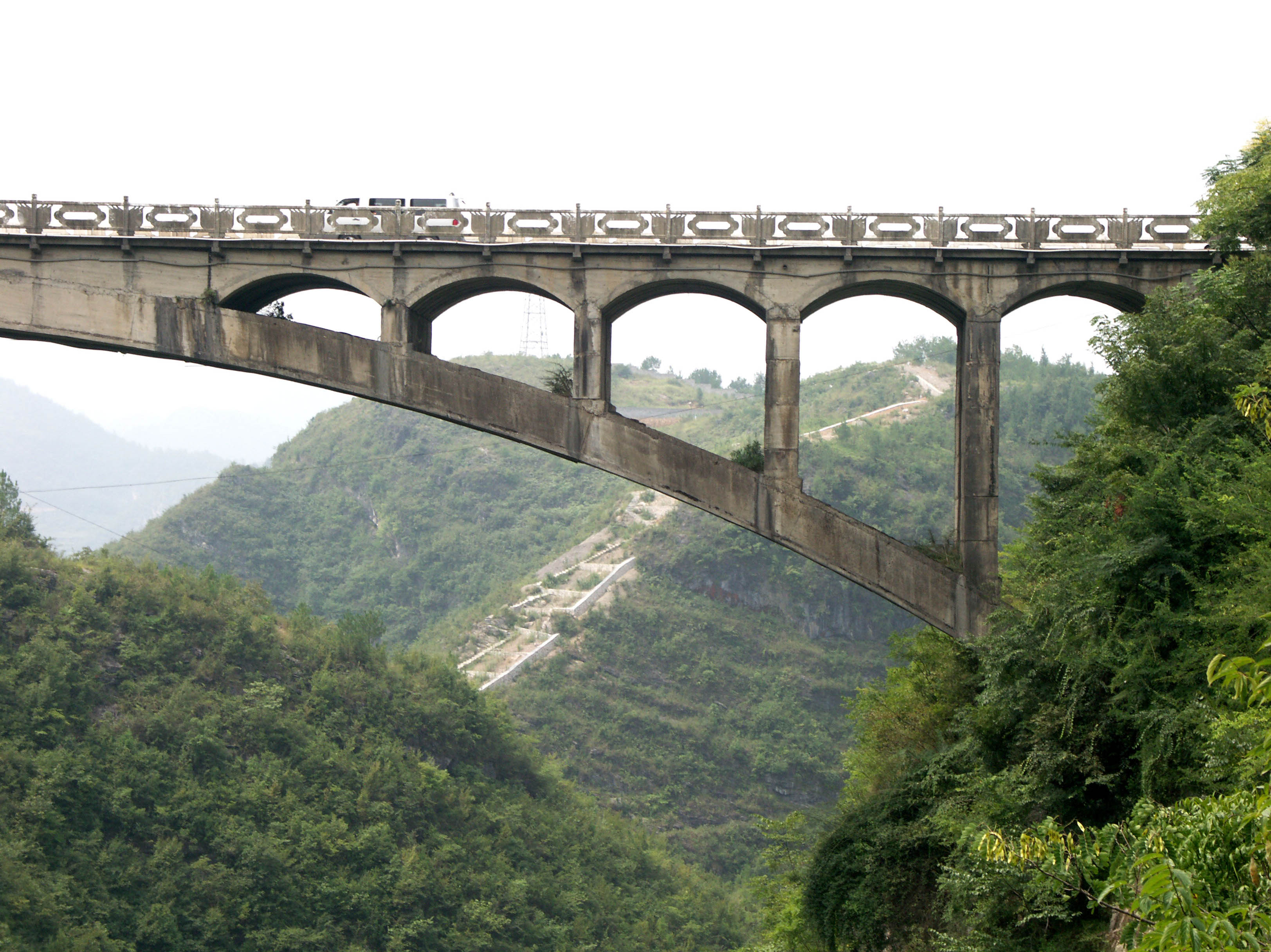 2YesanheArchBridge.jpg