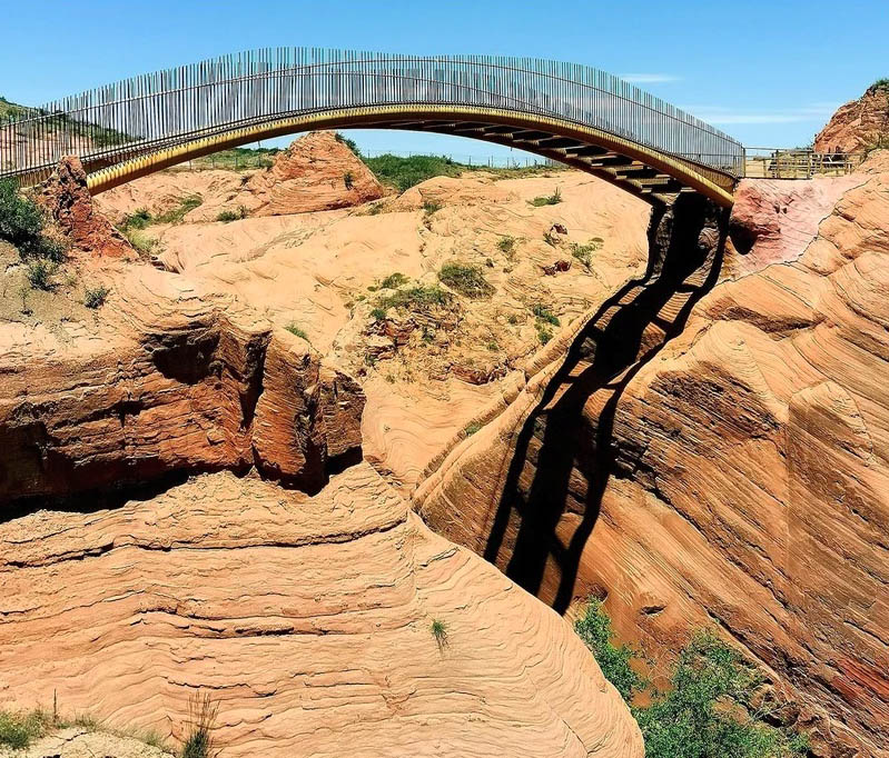File:BolangguSteelArch2.jpg