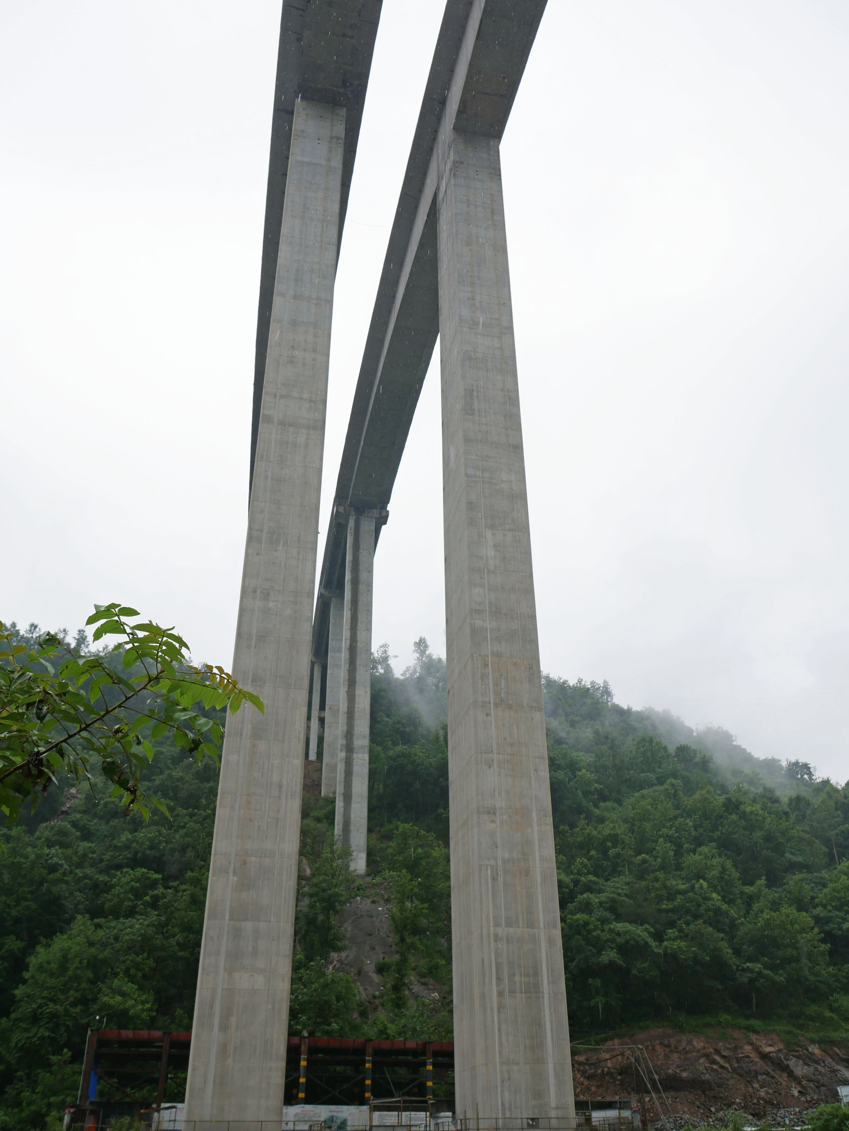 TuantanhePiers.JPG