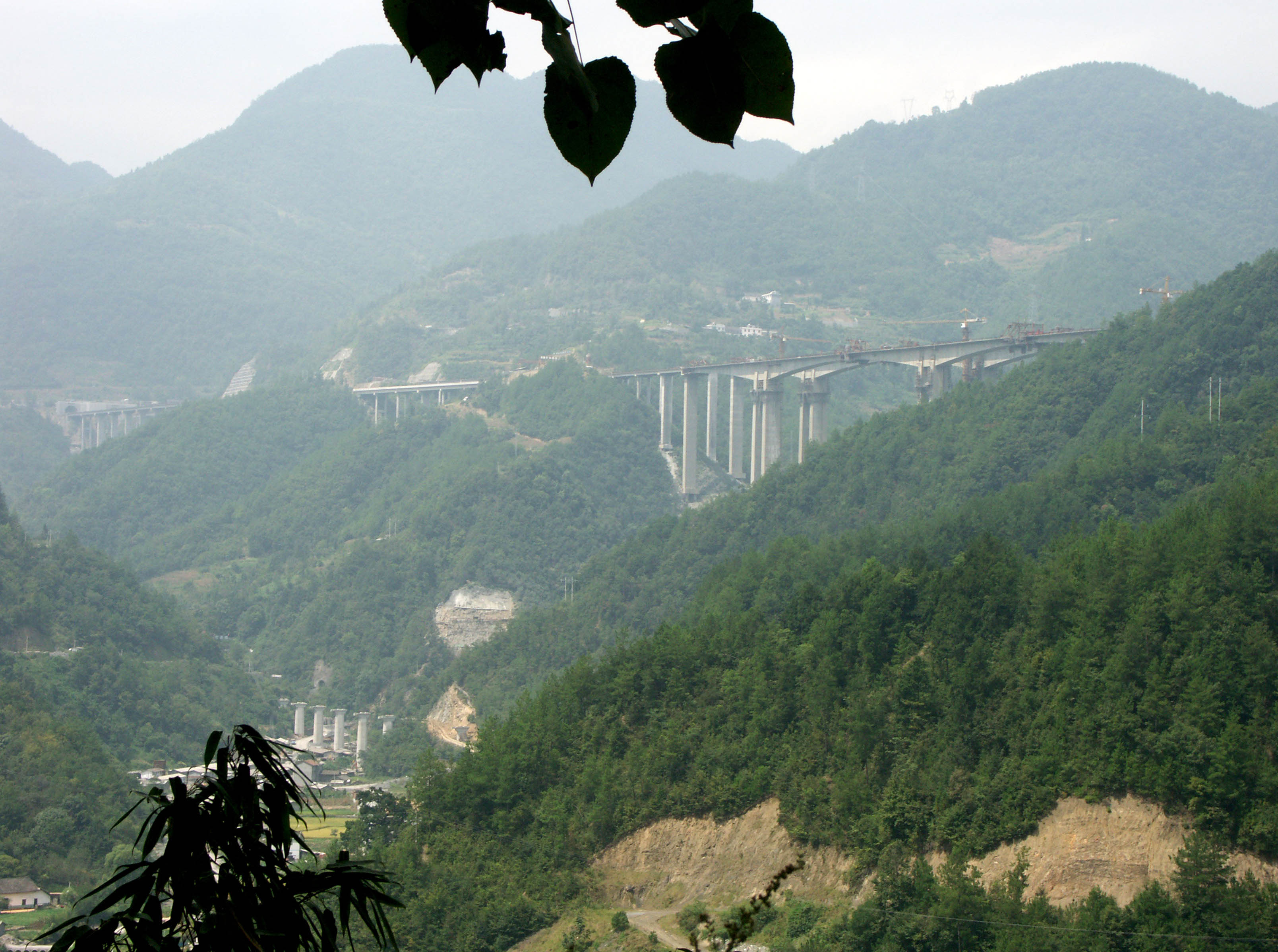 10ShuanghekouAreaViaducts.jpg