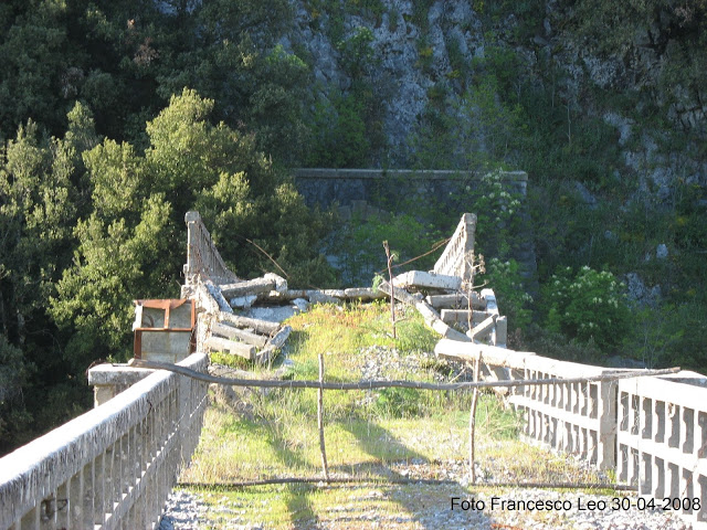 Ponte di Lagonegro3 By Francesco Leo.jpg