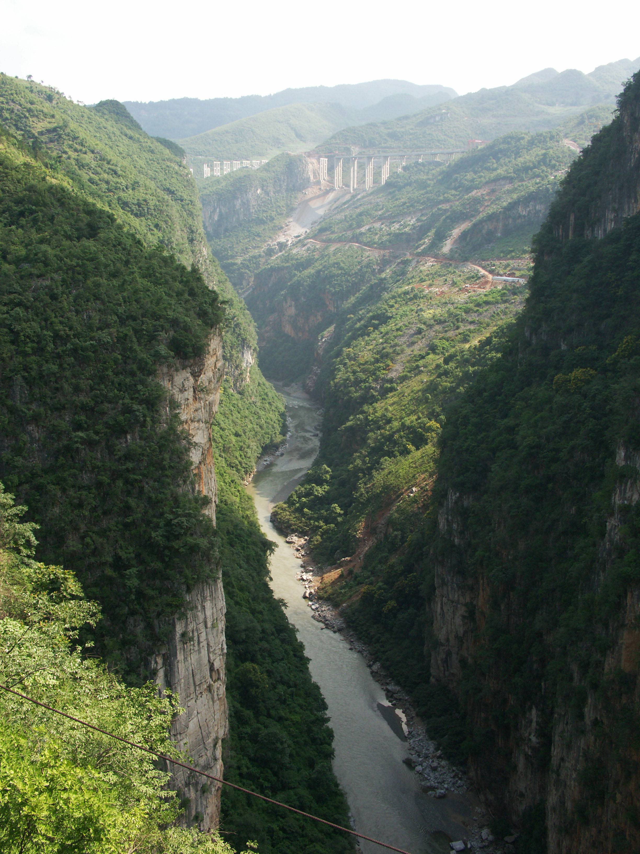 Beipanjiang2011RailwayFootbridge18.jpg