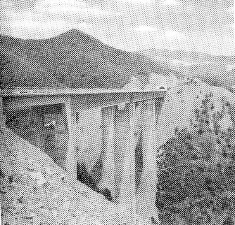 File:Viadotto Coretta 3 spans of 63 mtrs.jpg