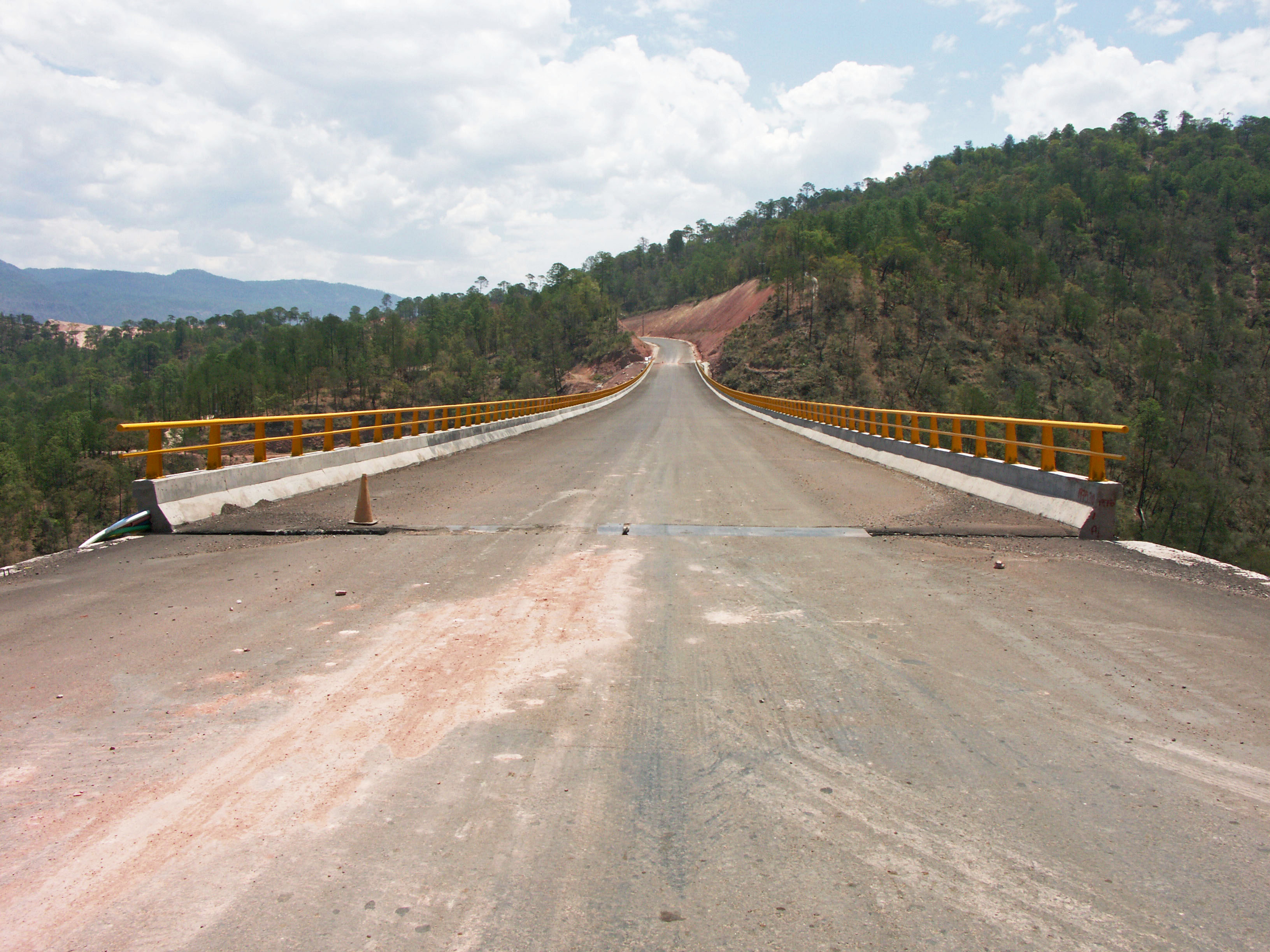 PuebloNuevoBridge13.jpg