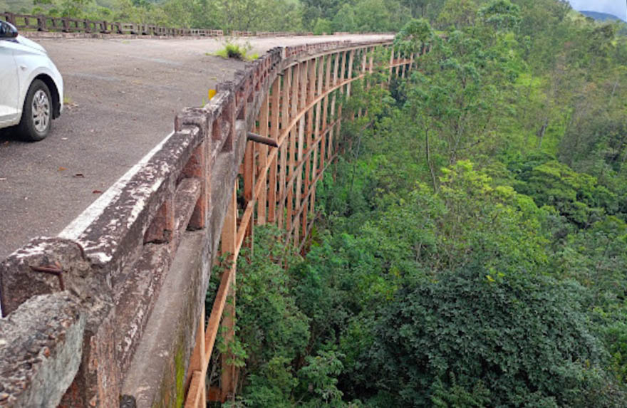 File:Viaduto das Almas.jpg