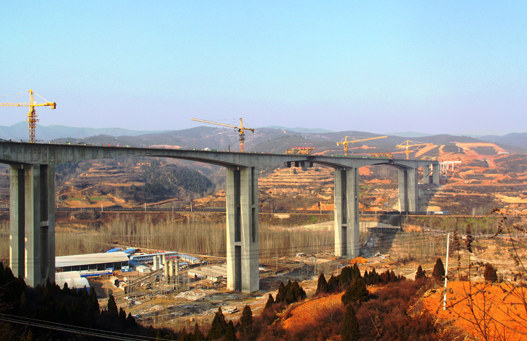 Qinshui Bridge LibiOpen2017.jpg