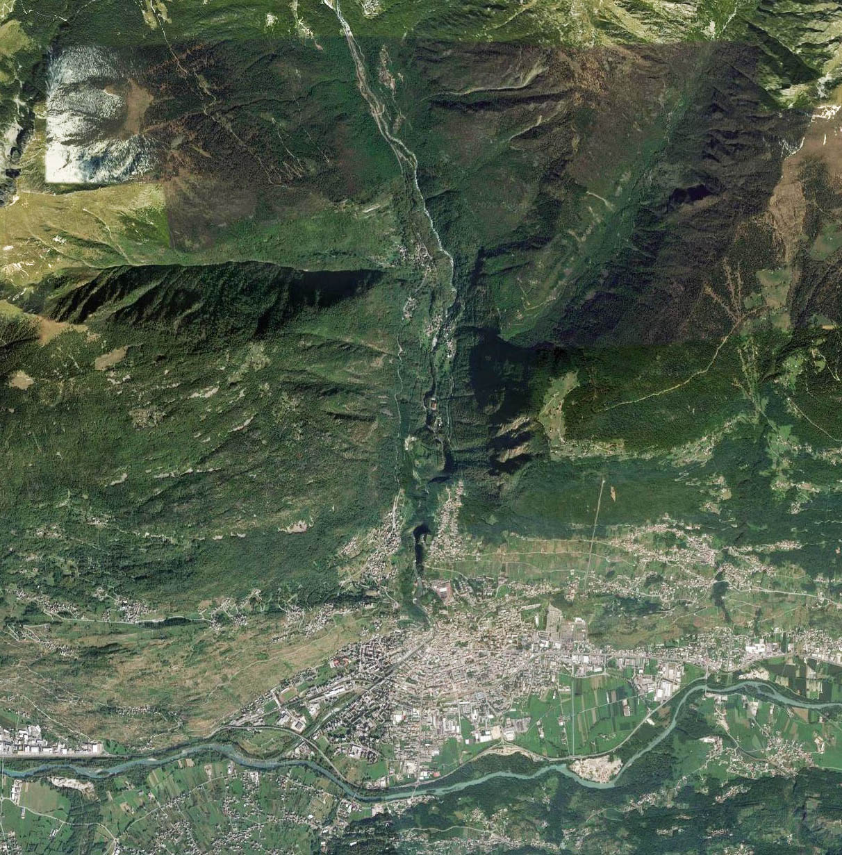 File:ValdoneSatelliteWide.jpg