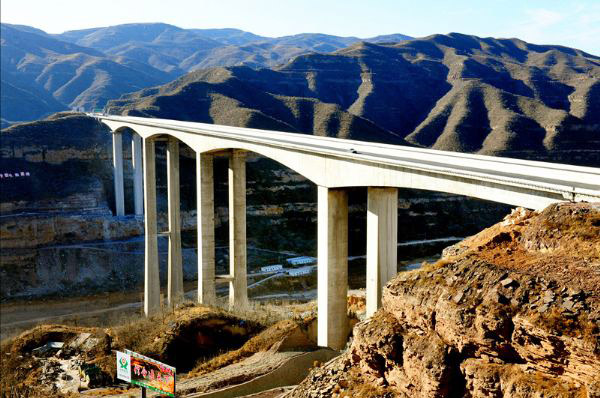 File:Hukou Huhuang Bridge1.jpg