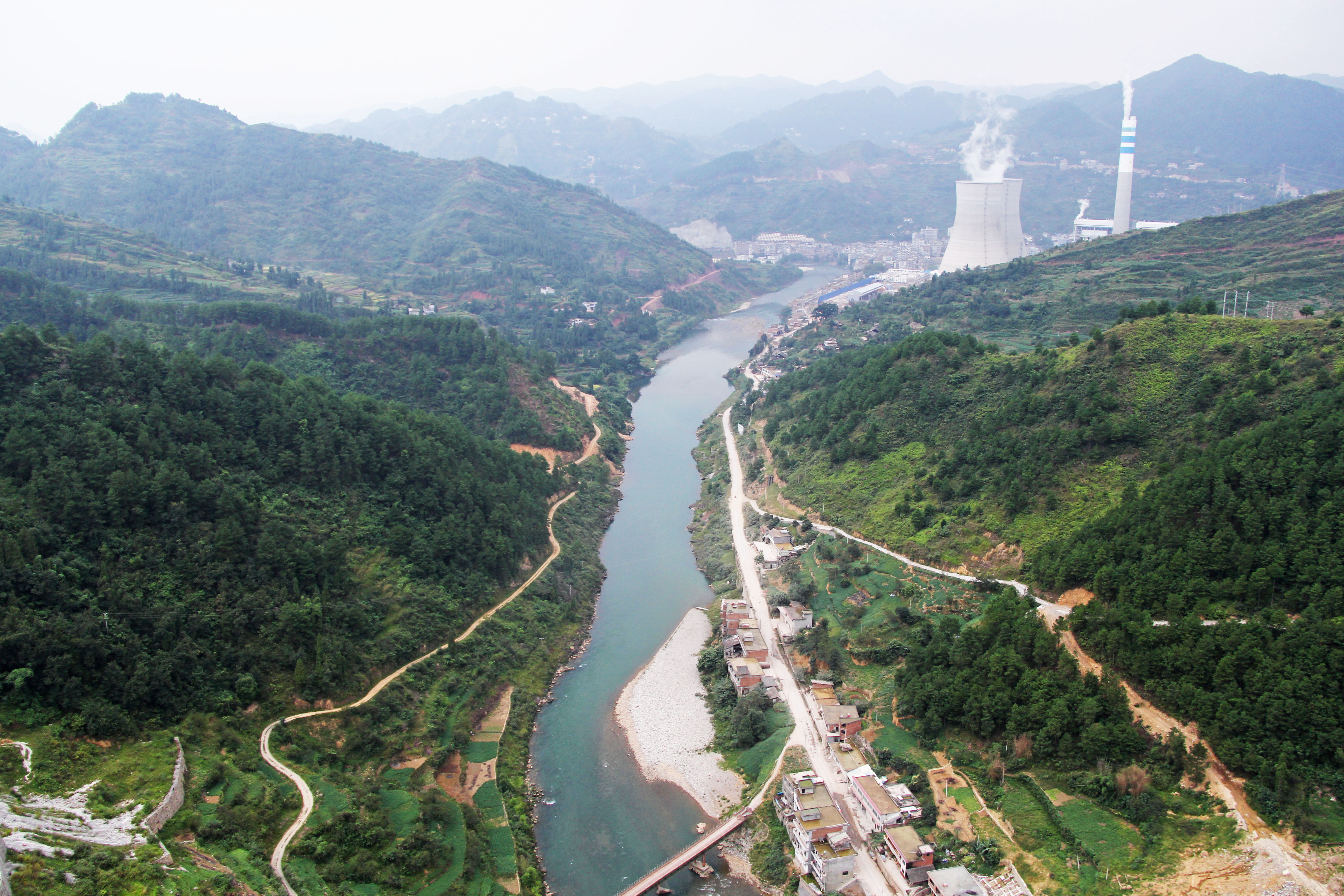 TongziheRiver&PowerPlant.jpg