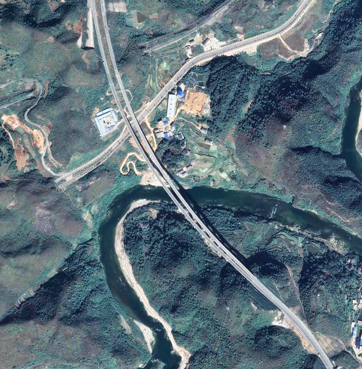 Qingshuijiang Bridge Yukai Satellite.jpg