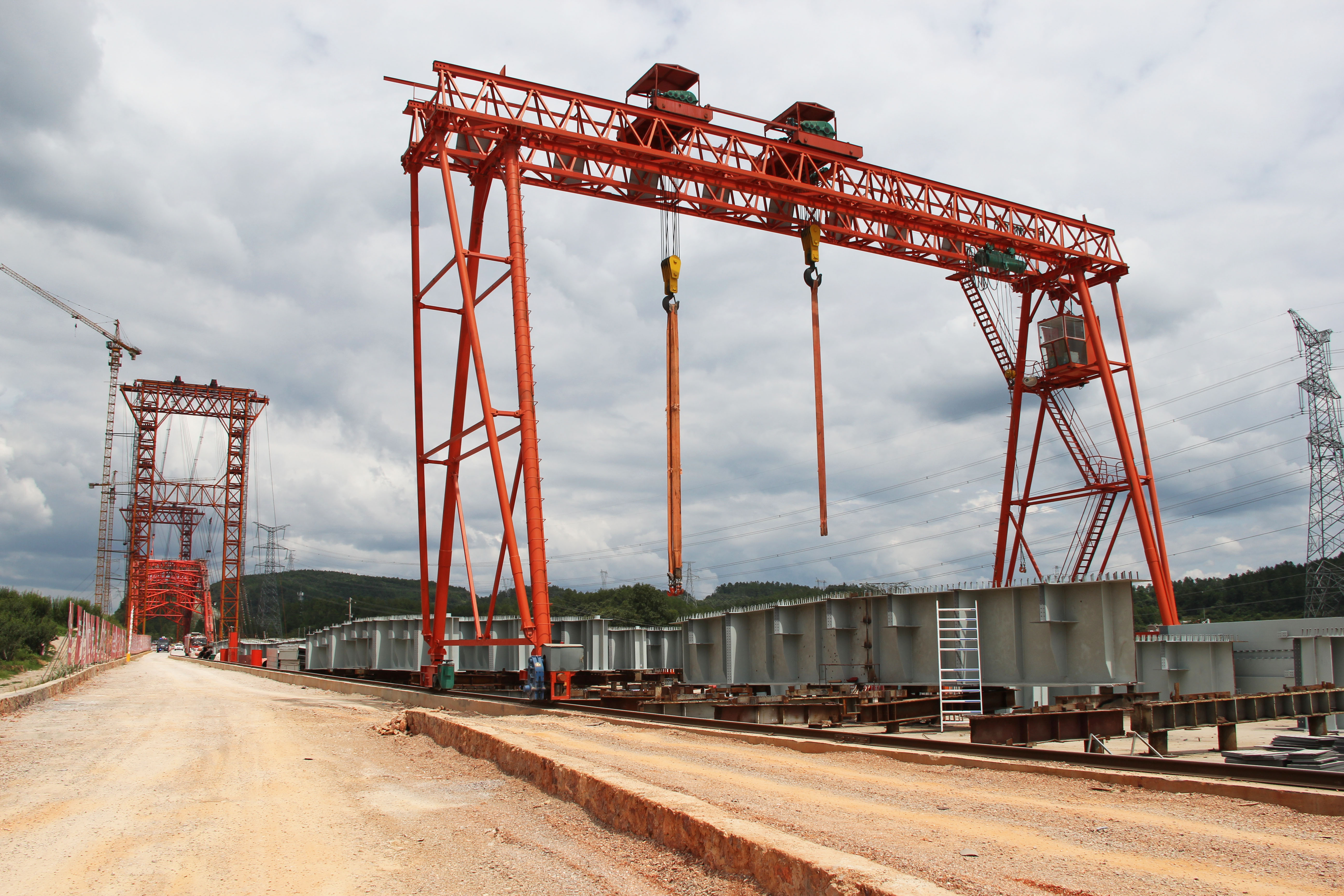 Jiangkaihe NewGantry.JPG