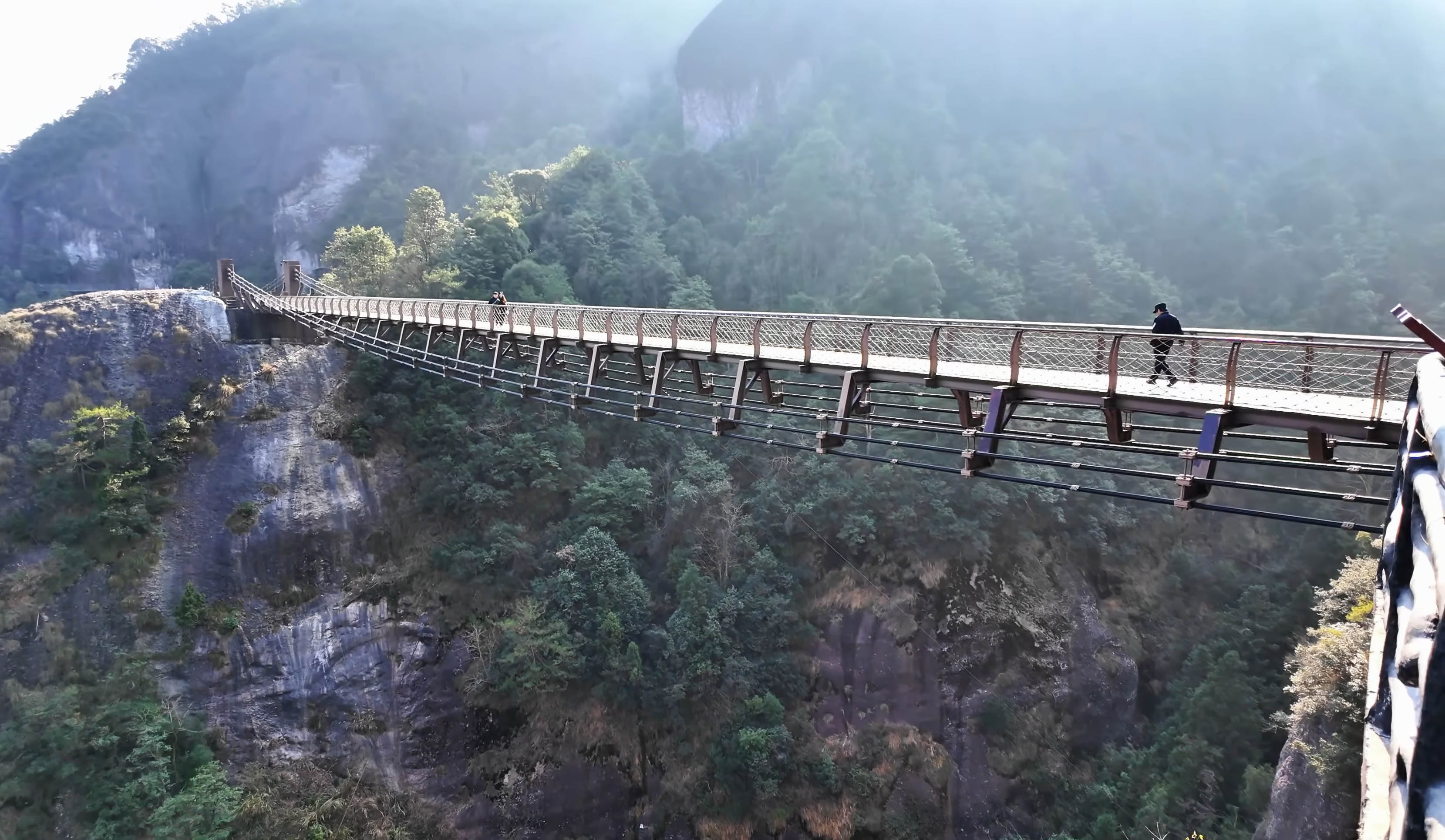 Footbridge of Dreams Come TrueCablesValley.jpg