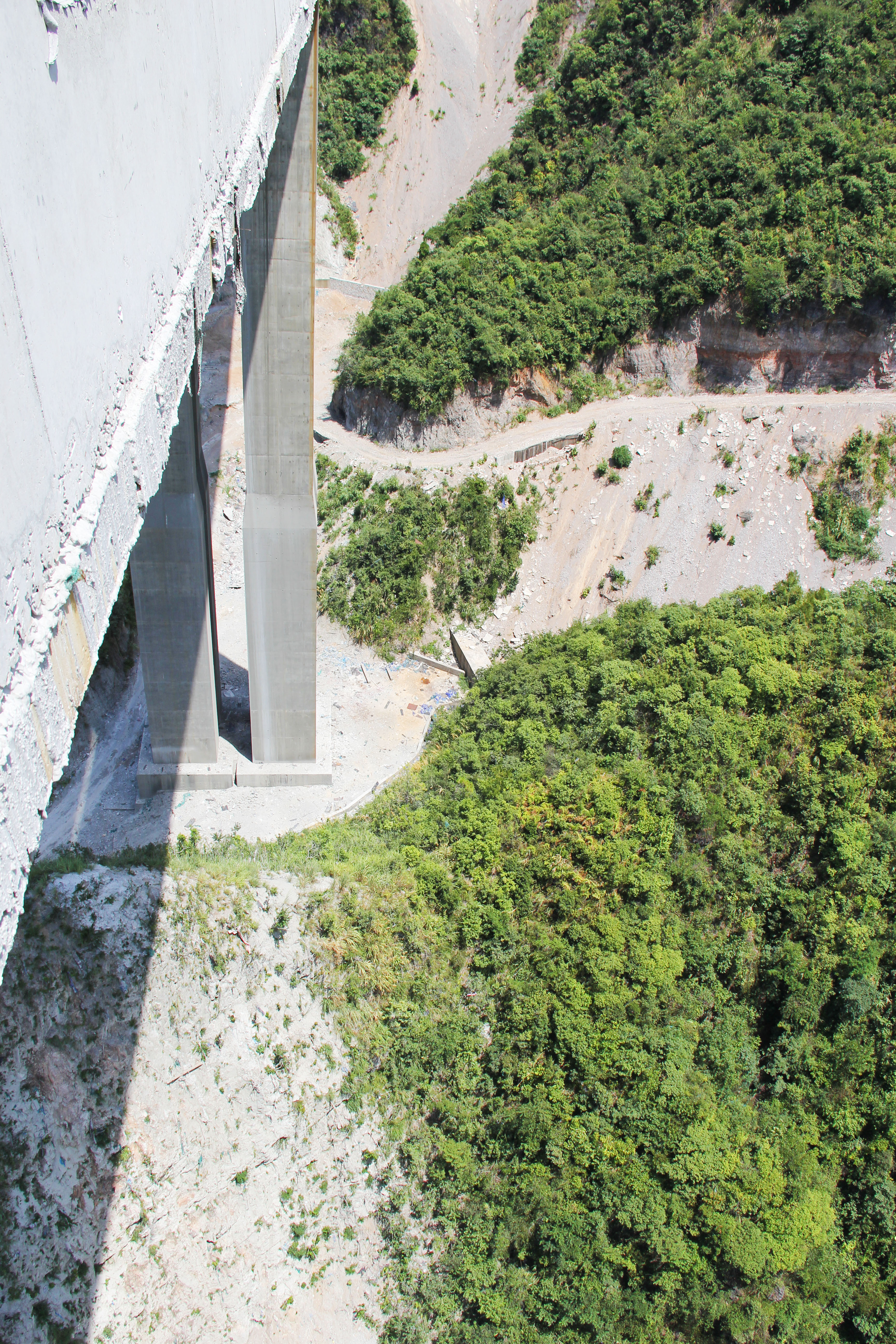 ZhangjiadongBridge2SlopePier.jpg