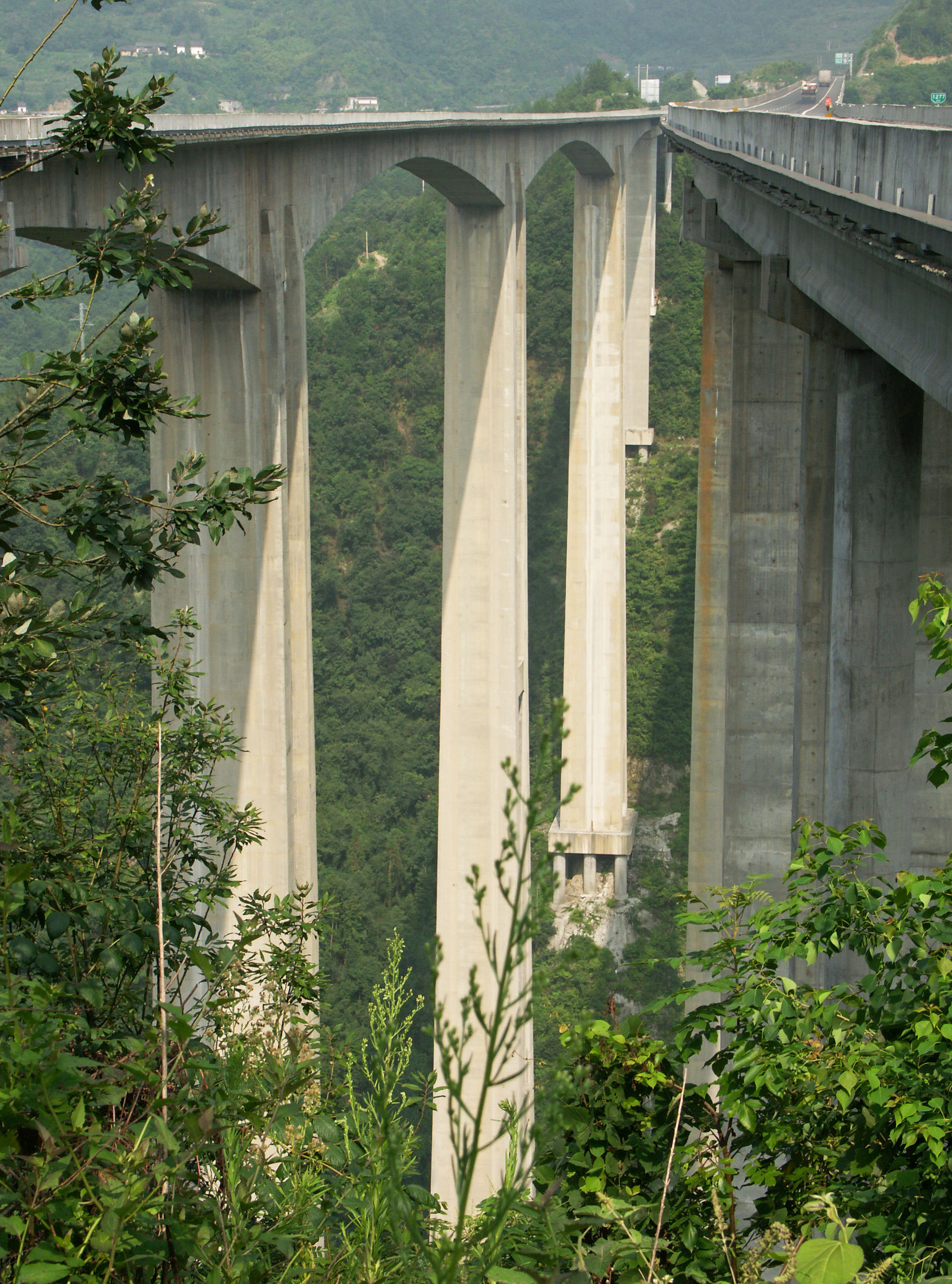 ShuanghekouLonglens2.jpg