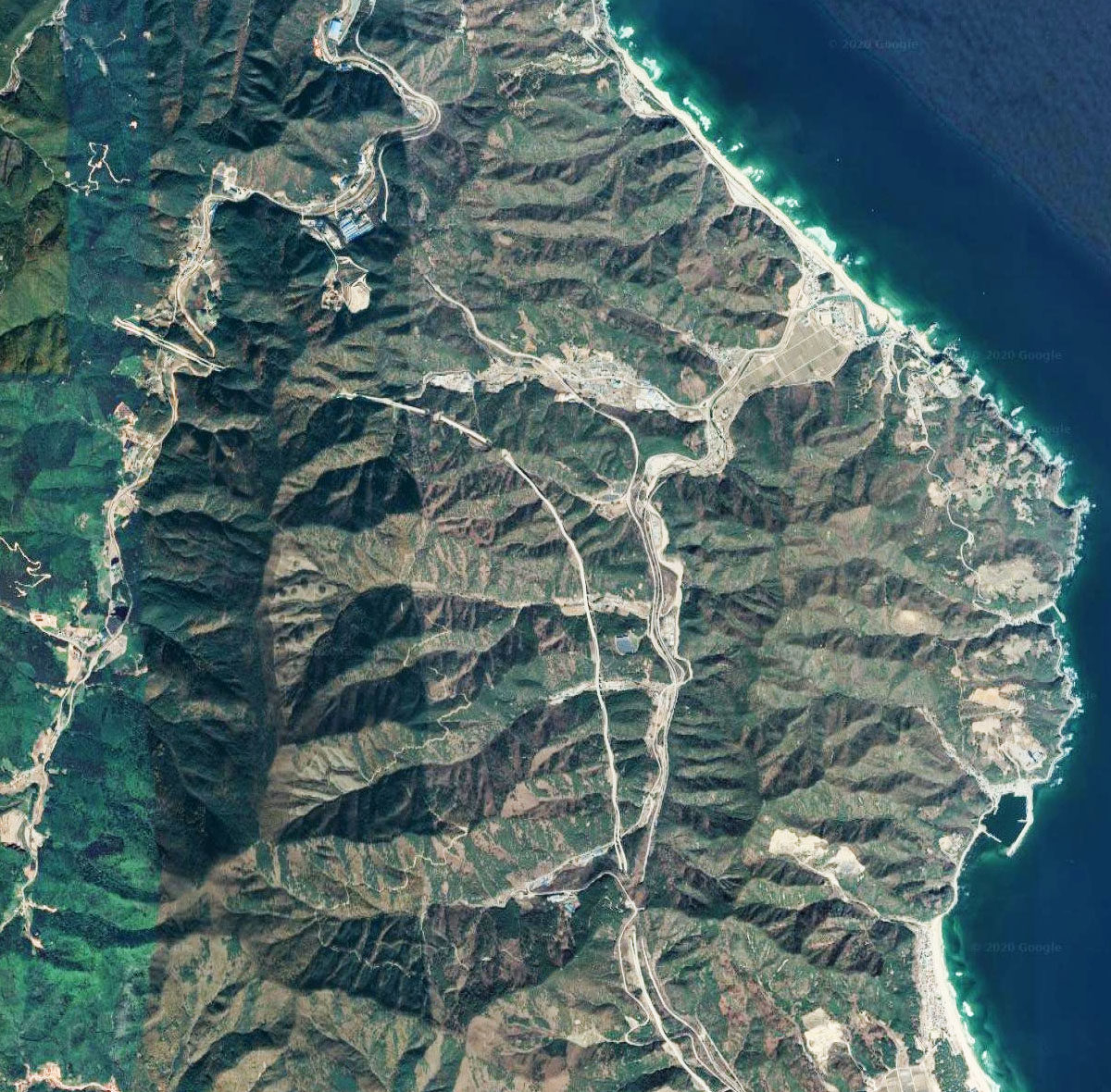 File:1st SanseongSatelliteWide.jpg