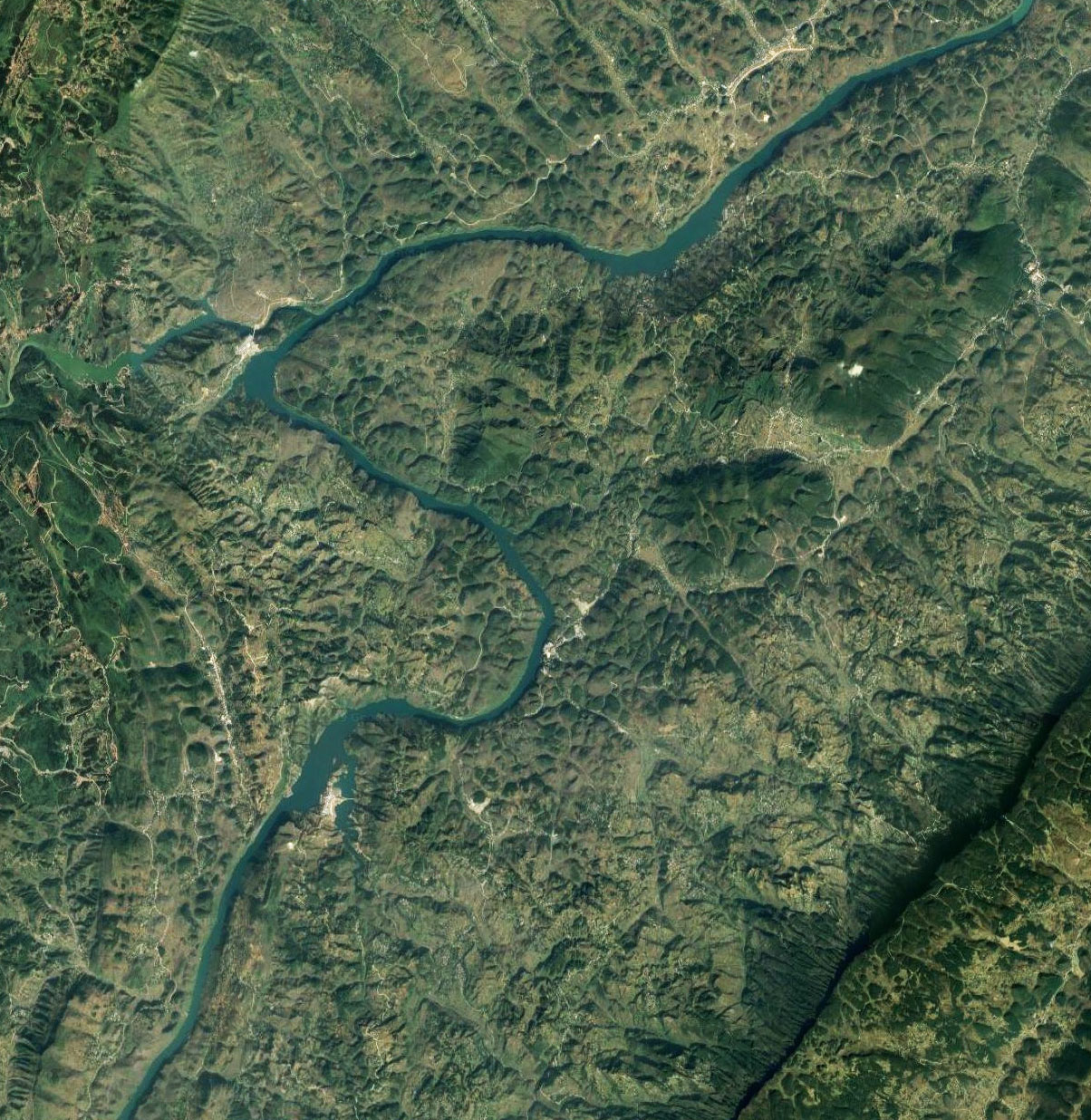 File:Jiashi BridgeSatelliteWide.jpg