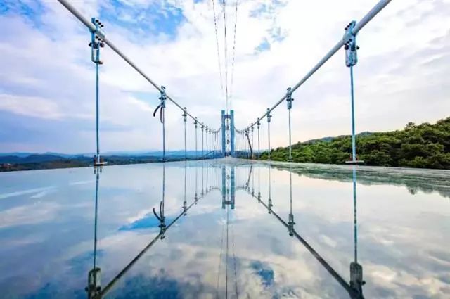 Xianglong Glass Deck.jpeg