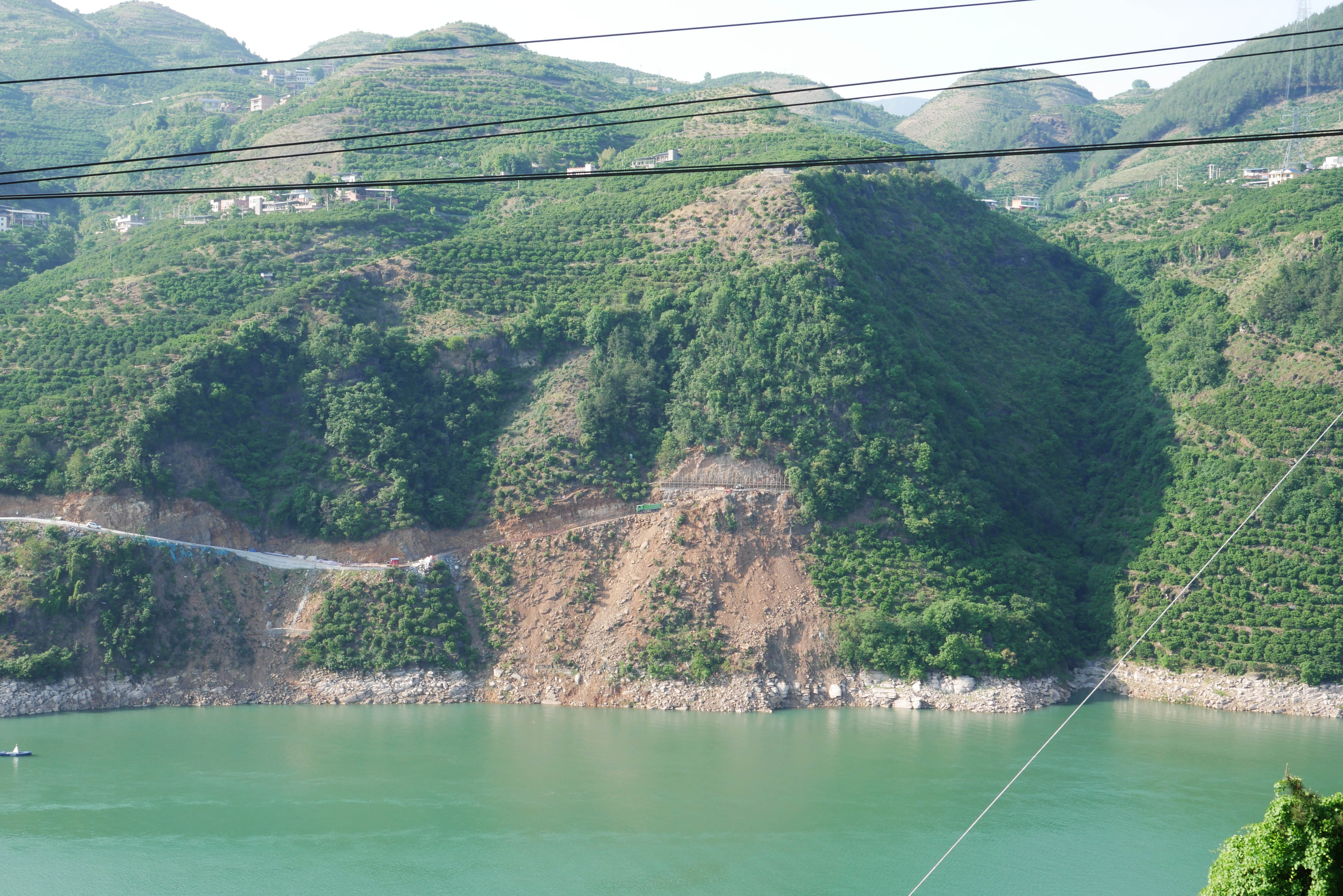 Kuizhou YangtzeNorthSlope.JPG