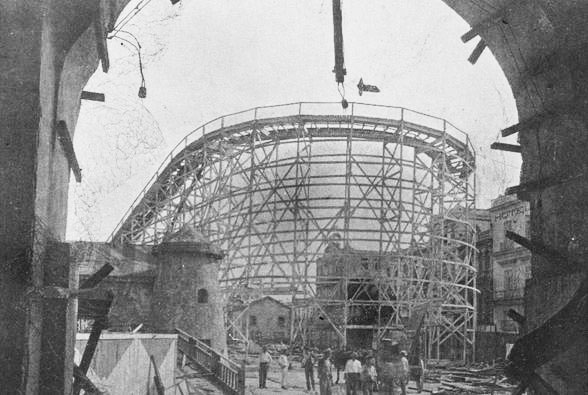 Luna Park 1930 Roller coaster reconstruction Probably Cuba.jpg