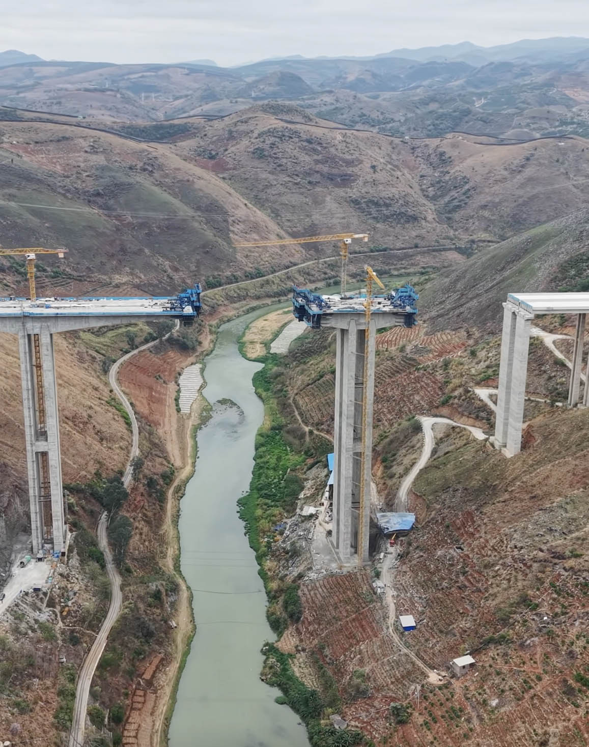 Nanpanjiang bridge MiyuSideDrone.jpg