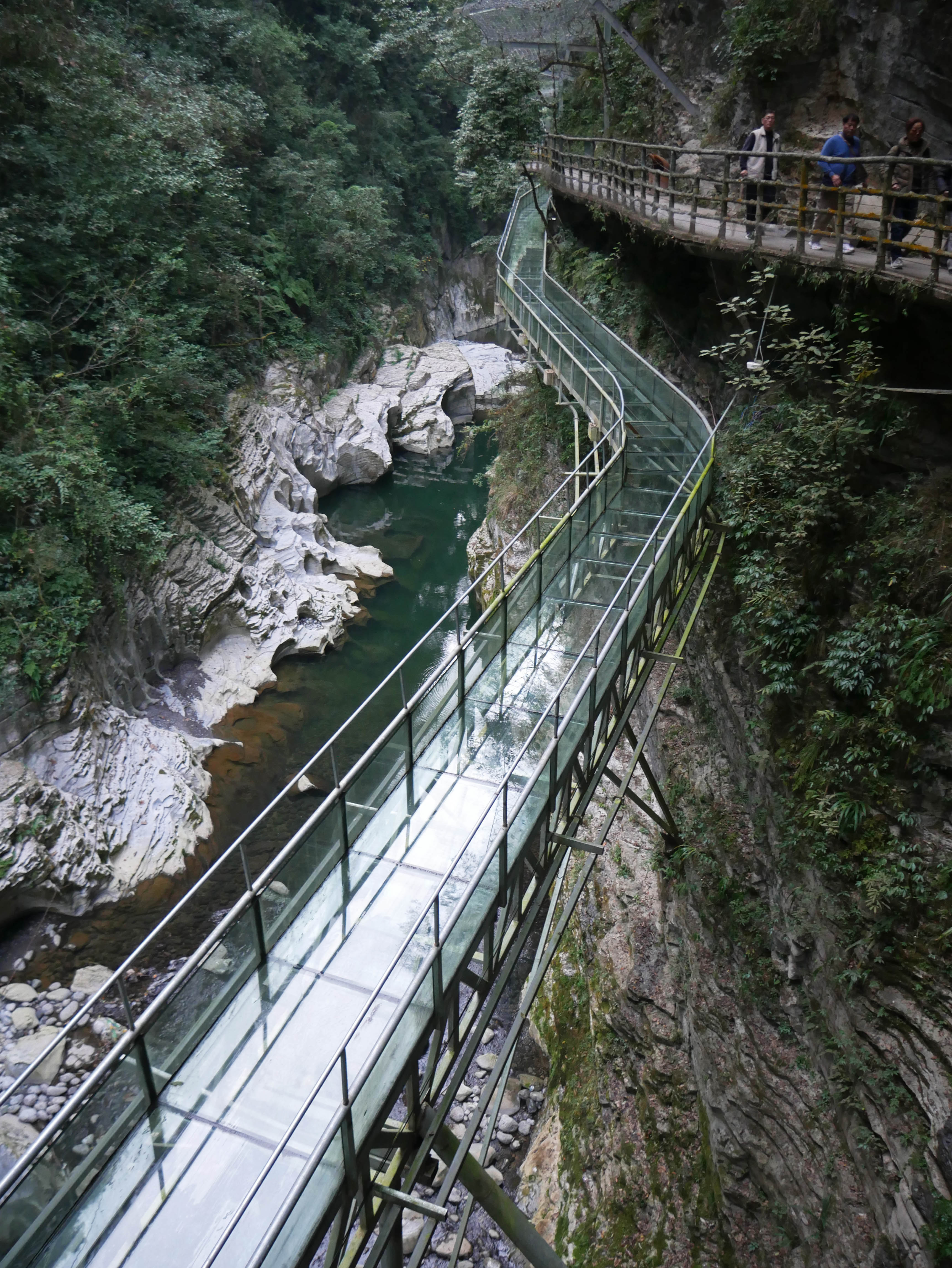 YunzhiduanCliffwalkRaftBridge6.JPG
