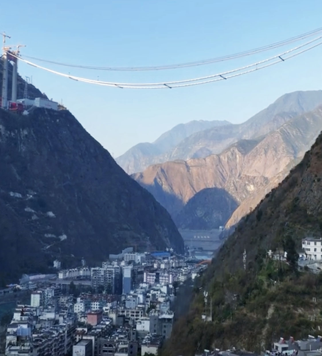 Daduhe Railway Bridge ChuanzangCatwalk.jpg