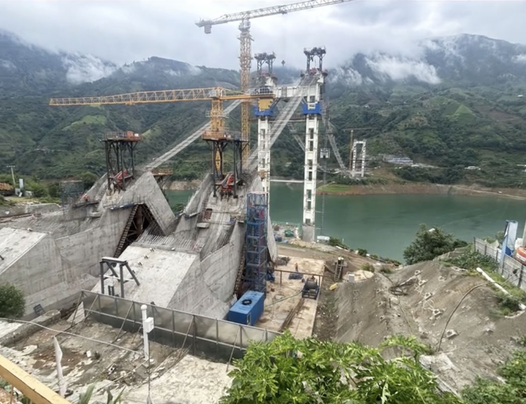 Yalongjiang Bridge HuangniliangziFoundation.jpg