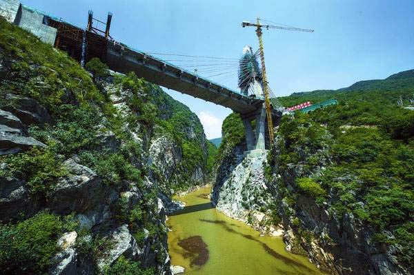 DongzhuangCableStayedGorge.jpg