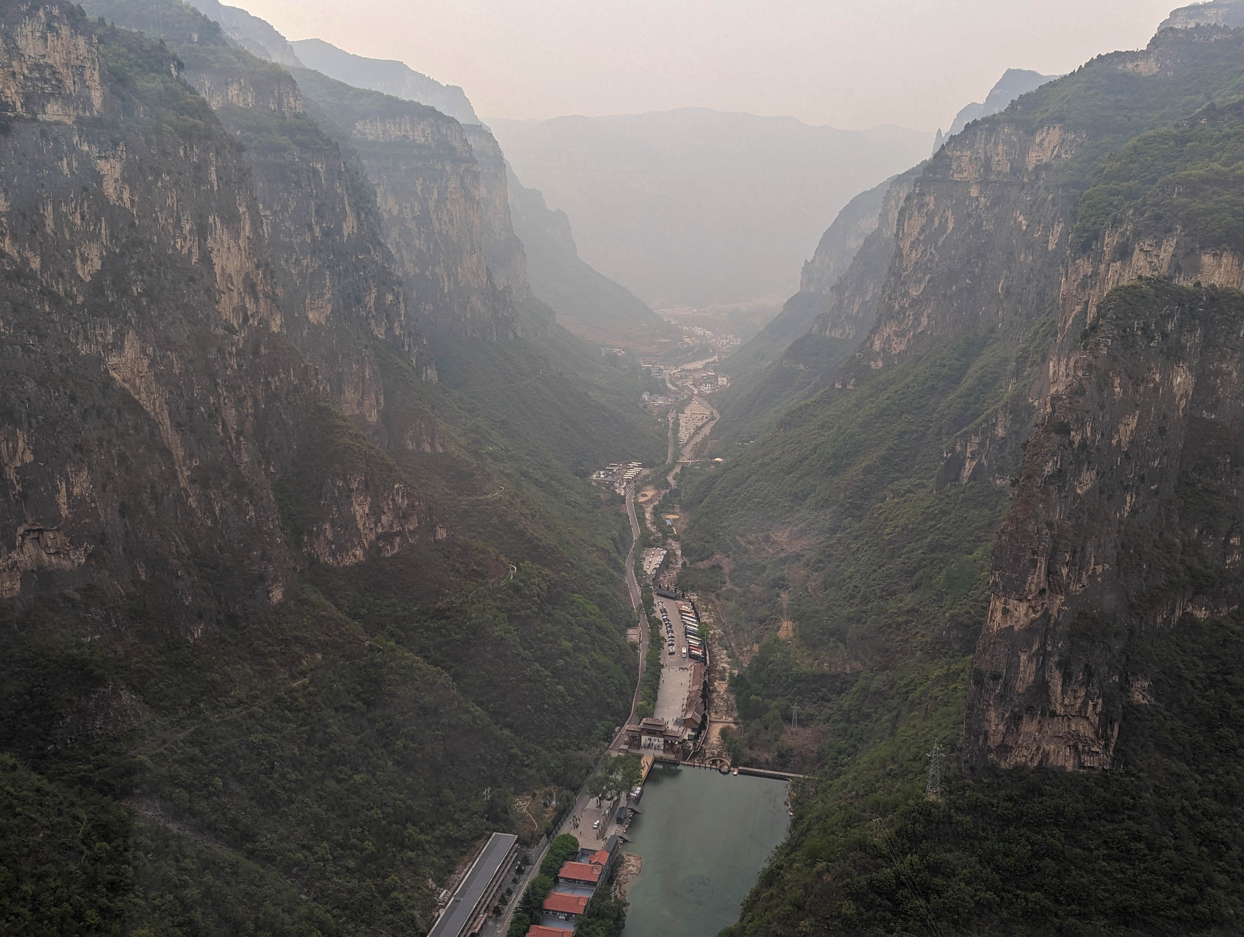 BaizhangElevatorBaquanxia52.jpg