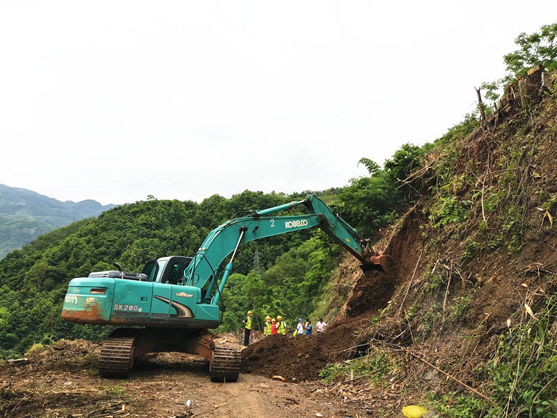 Nanzhahe Bridge access road.jpg