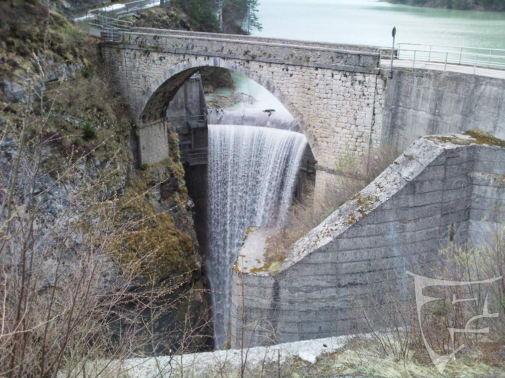 PorcroceBy Elvis Del Tedesco.jpg