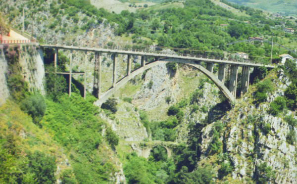 PONTE-DEL-PIANELLO.jpg