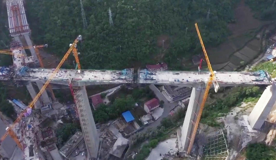 Lianghekou railwayDownClosure.jpg