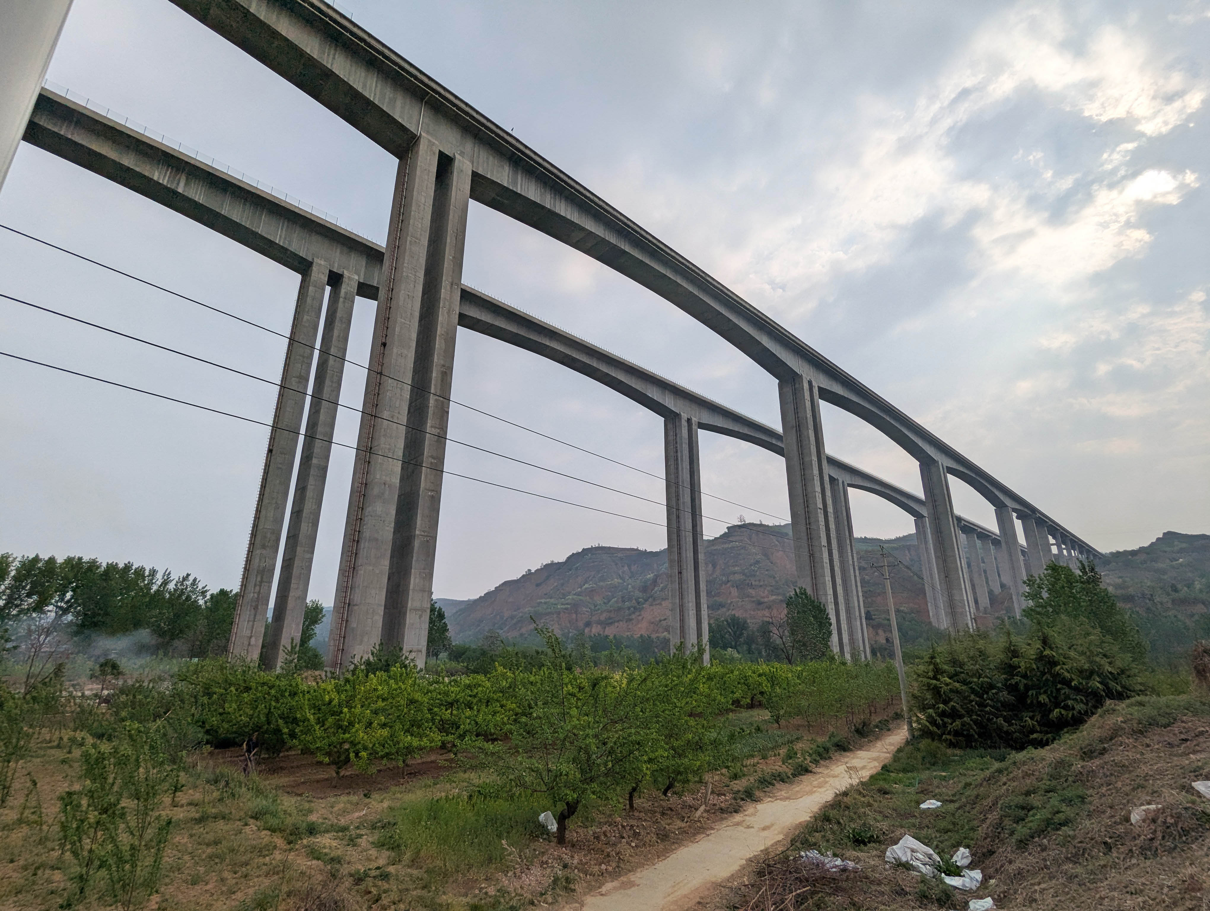 CanglongjianheSkyClouds.jpg