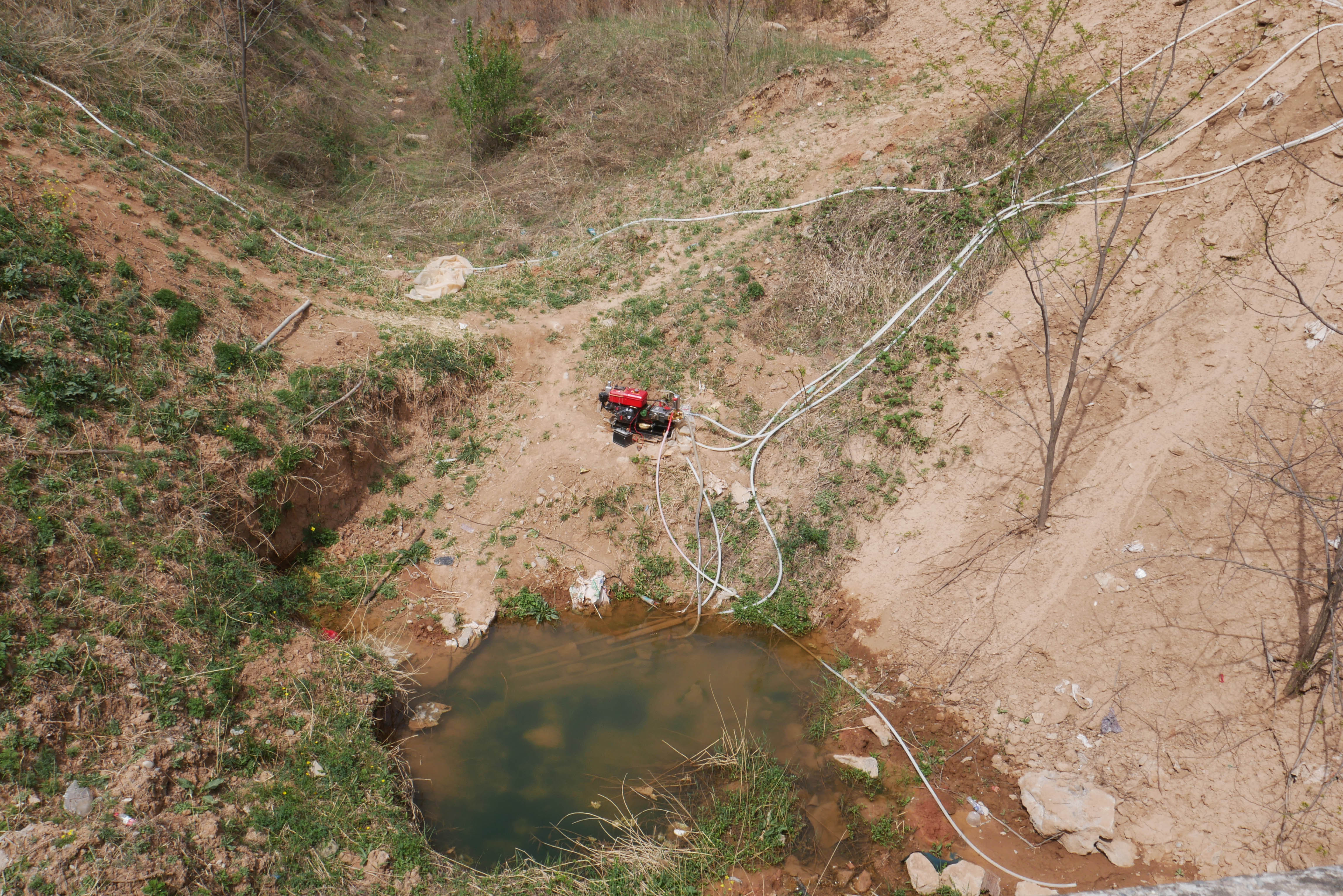 XiaohuagouCreek.JPG