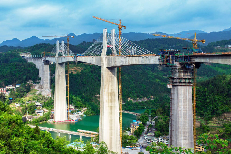 Apengjiang Railway Bridge QianzhangClosure.jpg