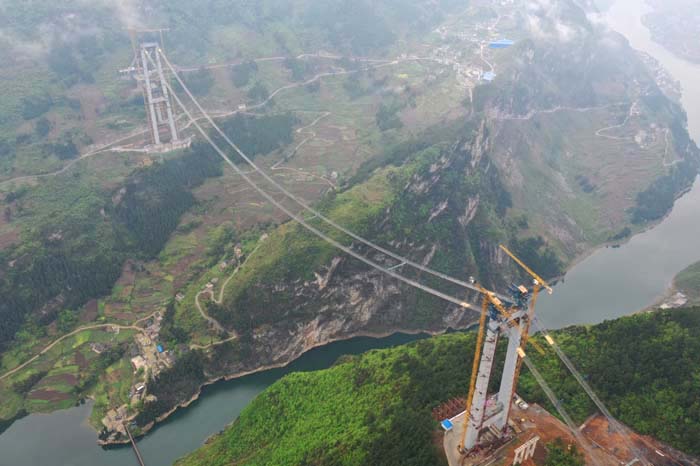 Tongzihe Bridge Jinrentong Cables2.jpg
